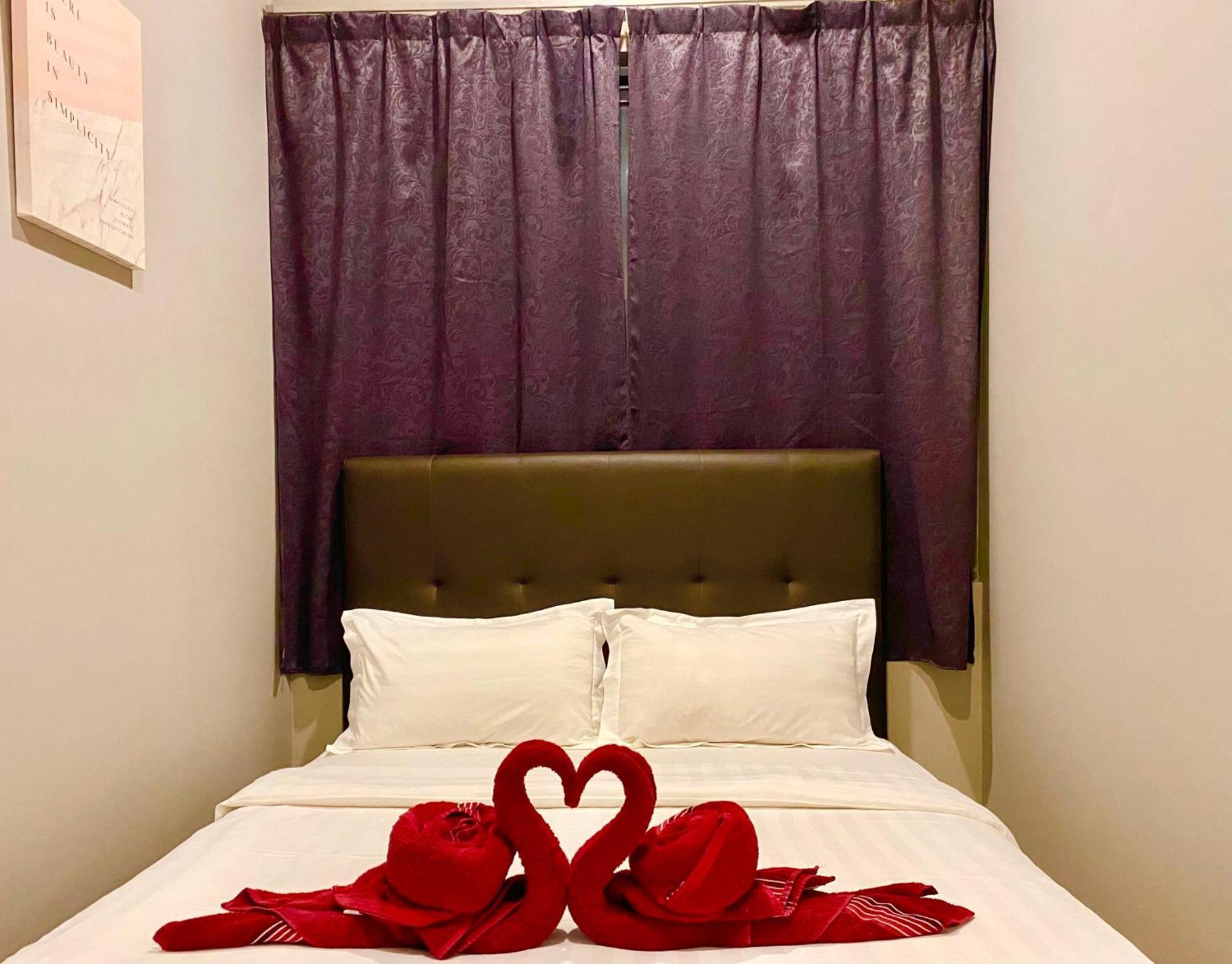Capital O 90987 The Loft Residences Homestay @ Imago Shopping Mall 2 Kampong Sembulan Dış mekan fotoğraf